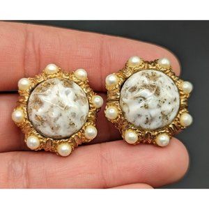 Vintage KRAMER Textured Marbled White Gold Faux Pearl Cluster Clip On Earrings